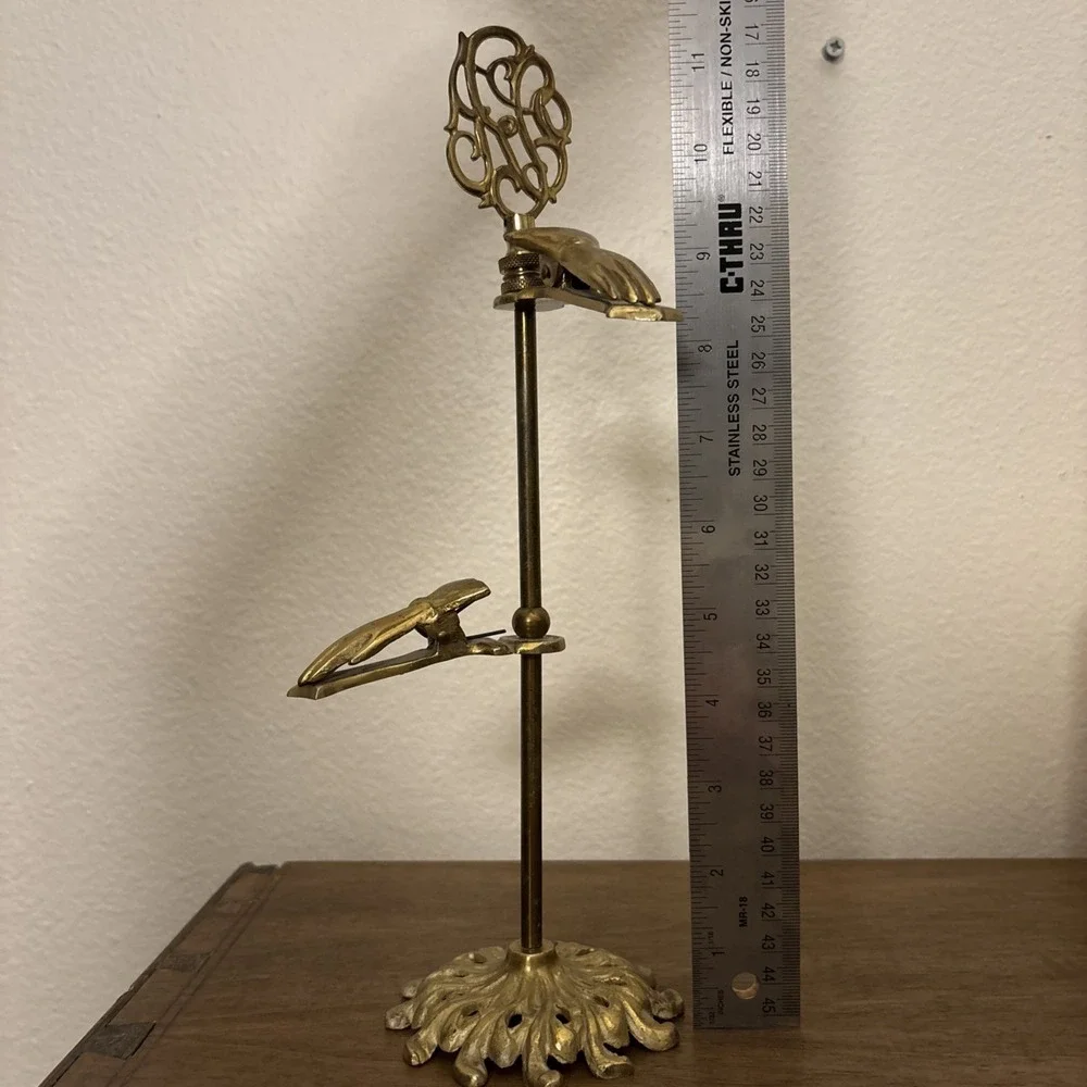 Vtg MCM Victorian Style Brass 2 Hands Glove Clip Stand Pictures/Letters Finial